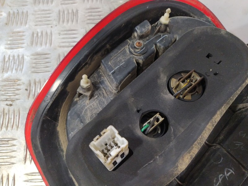 Recambio de piloto trasero derecho para nissan micra iv (k13k, k13kk) 1.2 referencia OEM IAM 265503HN0A  