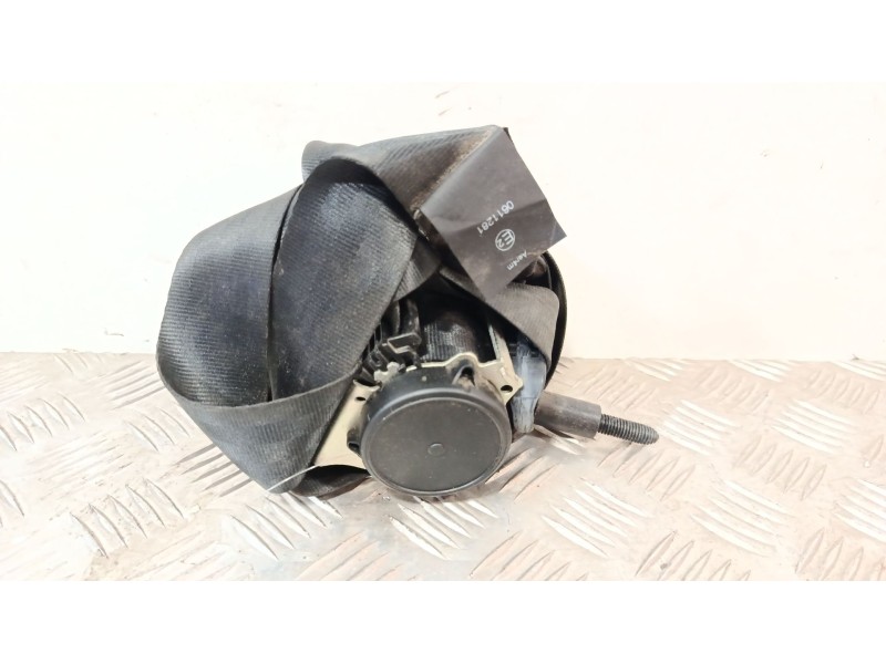 Recambio de cinturon seguridad delantero derecho para dacia sandero ii (b8_) tce 90 (b8m1, b8ma) referencia OEM IAM 0611281  