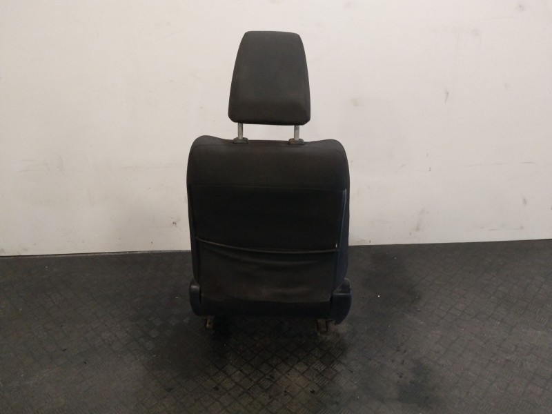 Recambio de asiento delantero derecho para toyota auris (_e18_) 1.4 d-4d (nde180_) referencia OEM IAM 7201002470  
