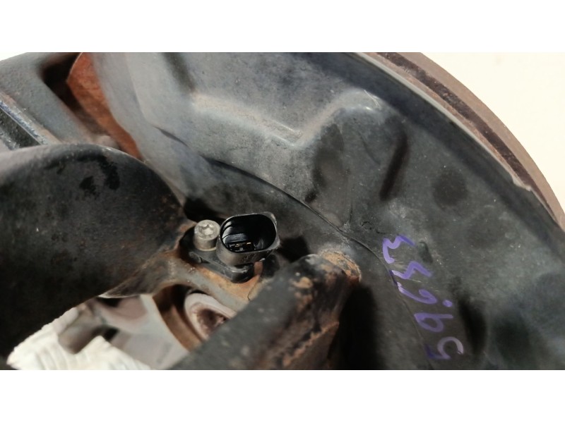 Recambio de mangueta delantera derecha para seat arona (kj7, kjp) 1.0 tsi referencia OEM IAM 2Q0407256K  