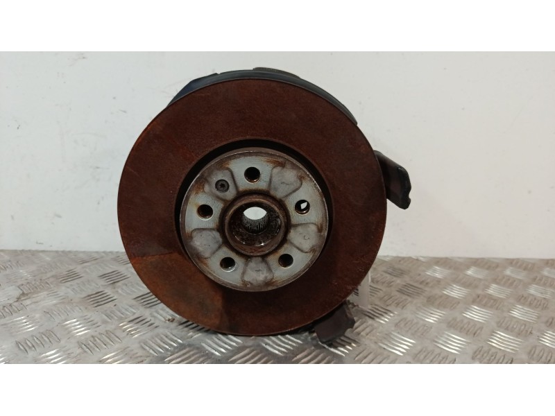 Recambio de mangueta delantera derecha para seat arona (kj7, kjp) 1.0 tsi referencia OEM IAM 2Q0407256K  