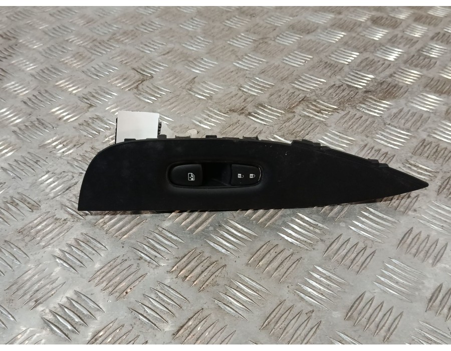 Recambio de mando elevalunas delantero derecho para nissan qashqai ii (j11, j11_) 1.2 dig-t referencia OEM IAM   