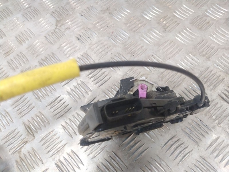 Recambio de cerradura puerta delantera izquierda para kia stonic (yb) 1.0 t-gdi referencia OEM IAM 81310H8040  