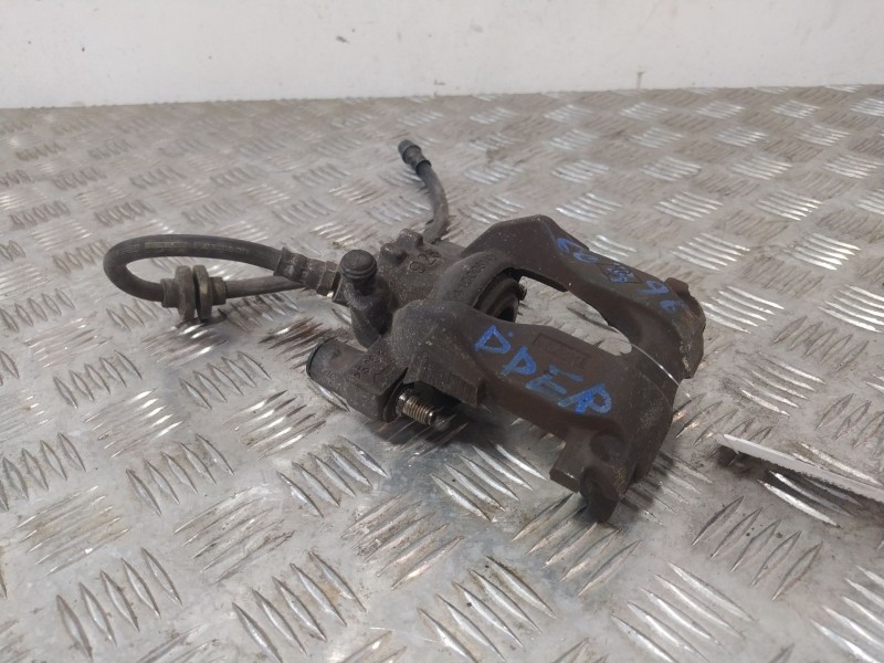 Recambio de pinza freno delantera derecha para dacia sandero ii (b8_) tce 90 (b8m1, b8ma) referencia OEM IAM 410016069R  