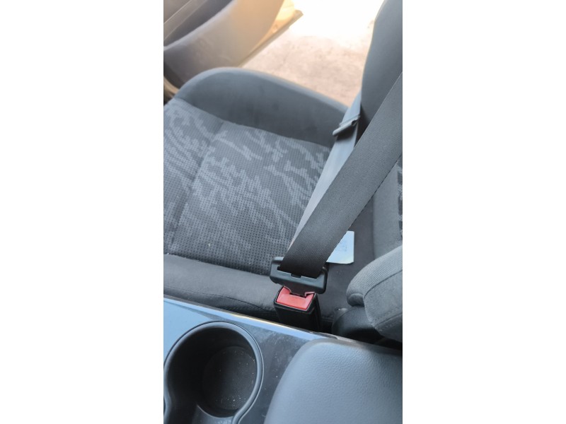 Recambio de enganche cinturon delantero derecho para peugeot 3008 i monospace (0u_) 1.6 hdi referencia OEM IAM 9681989580  