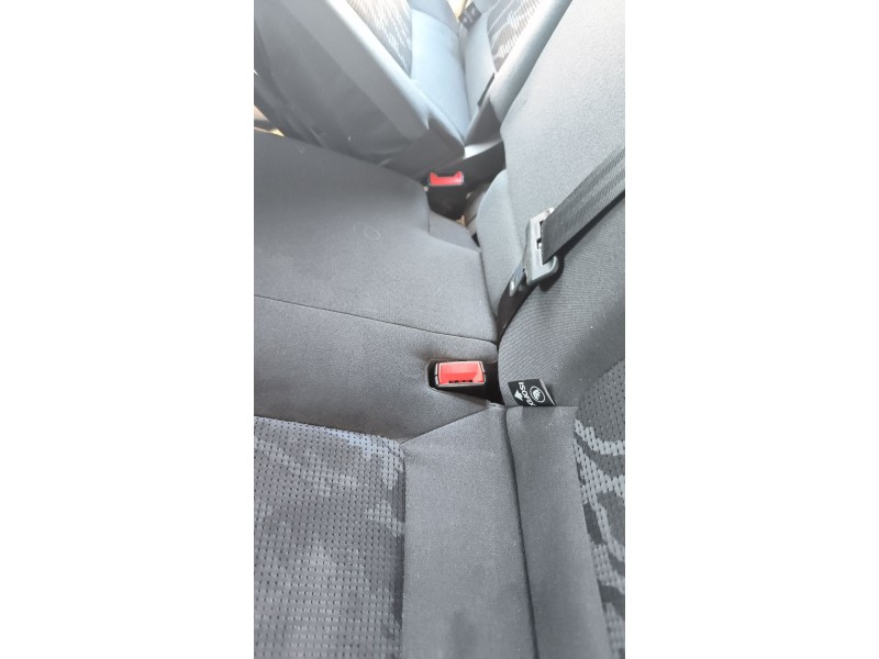 Recambio de enganche cinturon trasero izquierdo para peugeot 3008 i monospace (0u_) 1.6 hdi referencia OEM IAM 9681985480  