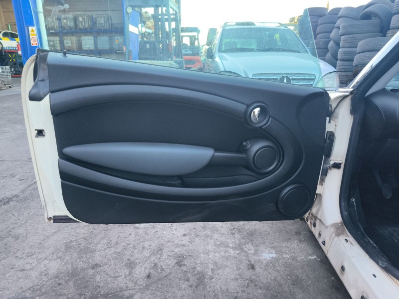 Recambio de guarnecido puerta delantera izquierda para mini mini (r56) cooper referencia OEM IAM 51412752471  