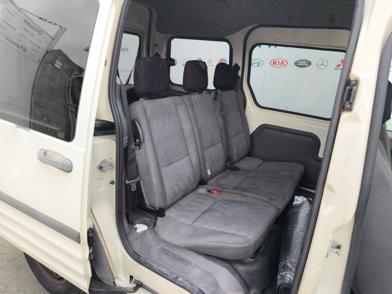 ford tourneo connect del año 2006
