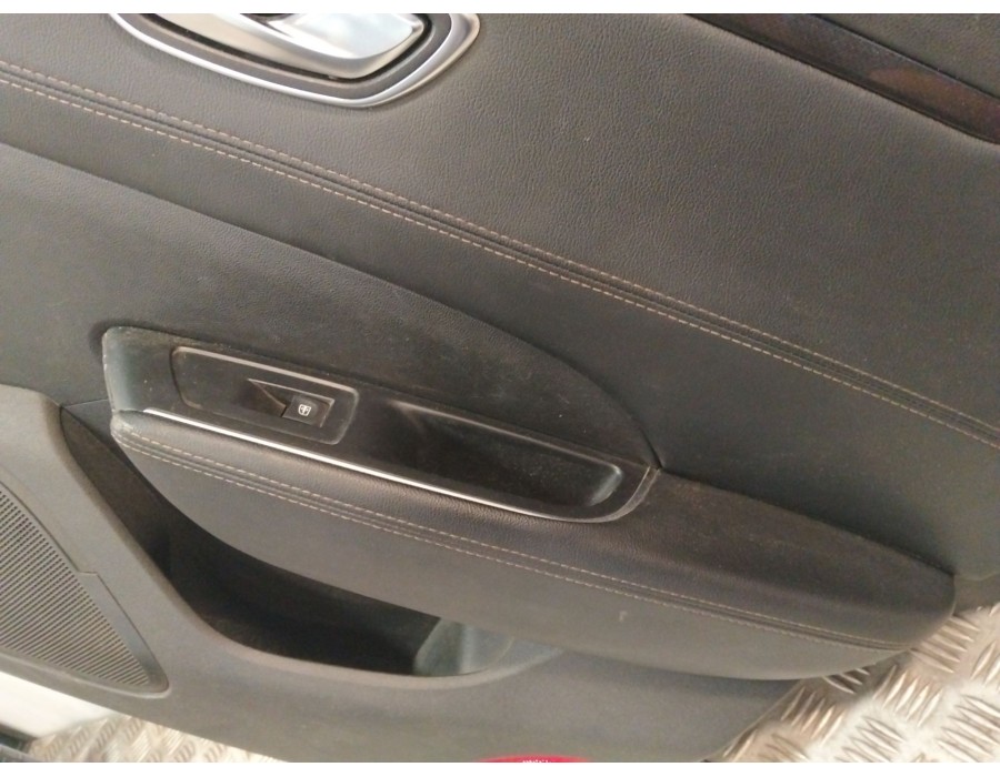 Recambio de guarnecido puerta trasera derecha para renault talisman grandtour (kp_) 1.6 dci 130 referencia OEM IAM 829001071R  