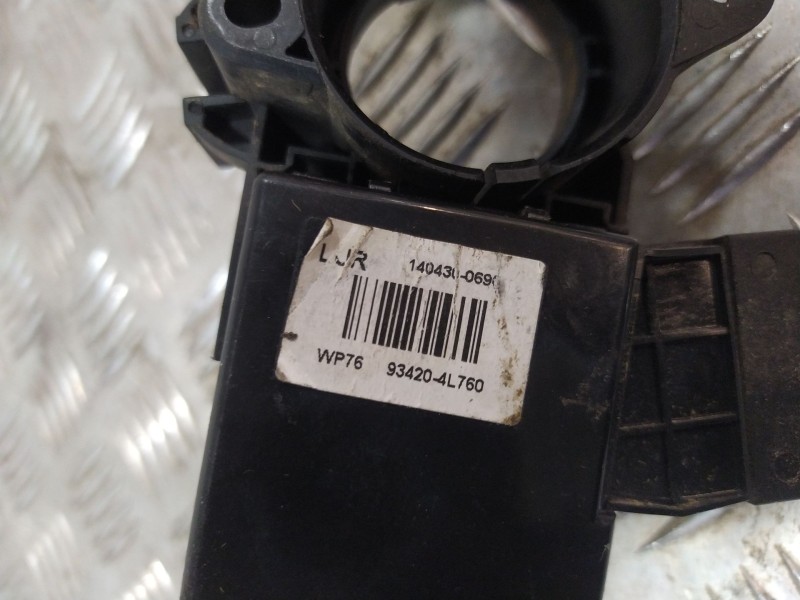 Recambio de mando multifuncion para kia picanto 1.0 cat referencia OEM IAM 934101R521  