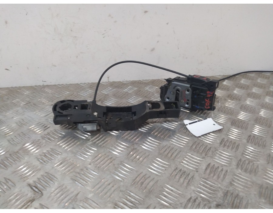 Recambio de cerradura puerta trasera derecha para ford fiesta (ccn) 1.25 16v cat referencia OEM IAM PBT30GF  