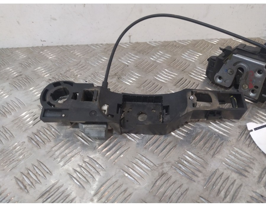 Recambio de cerradura puerta trasera derecha para ford fiesta (ccn) 1.25 16v cat referencia OEM IAM PBT30GF  
