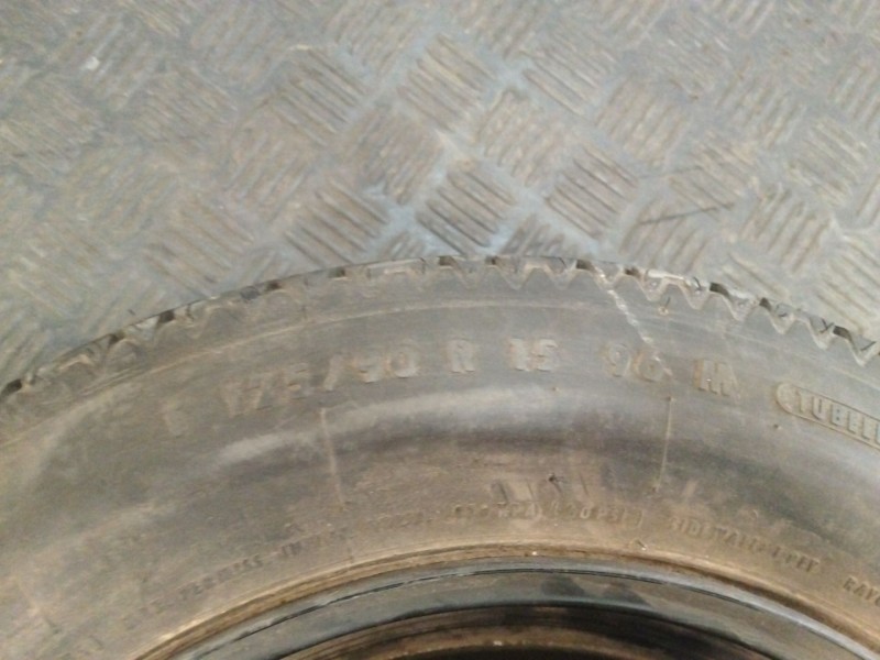 Recambio de neumatico repuesto para fiat bravo ii (198_) 1.9 d multijet (198axb1a) referencia OEM IAM 1010415 CONTINENTAL 