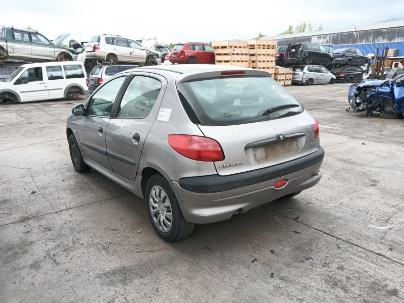 peugeot 206 hatchback (2a/c) del año 2001