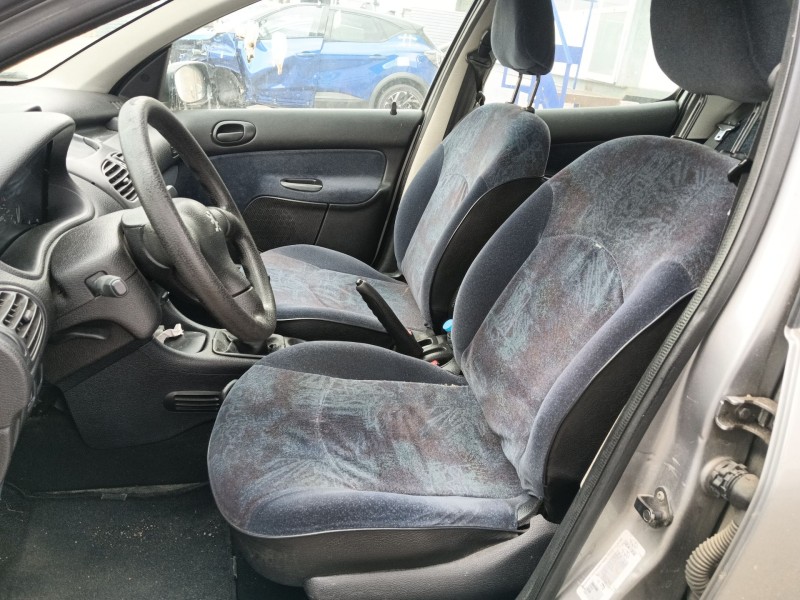 peugeot 206 hatchback (2a/c) del año 2001