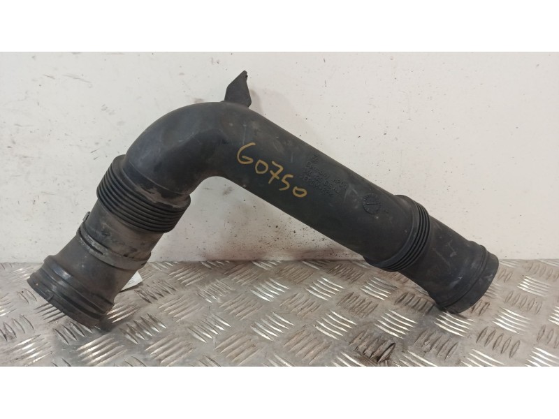 Recambio de tubo para volkswagen golf v (1k1) 1.6 referencia OEM IAM 1K0129618AJ  