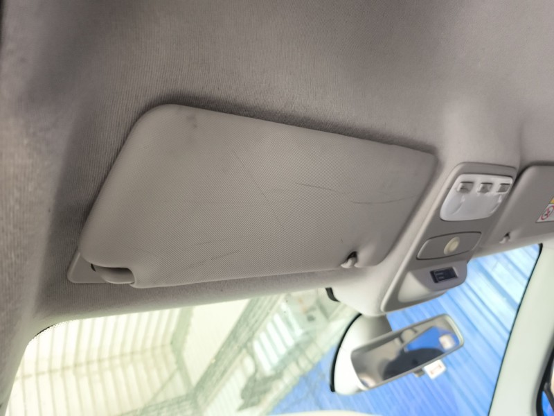 Recambio de parasol izquierdo para renault captur i (j5_, h5_) 1.5 dci 90 referencia OEM IAM 964012136R  