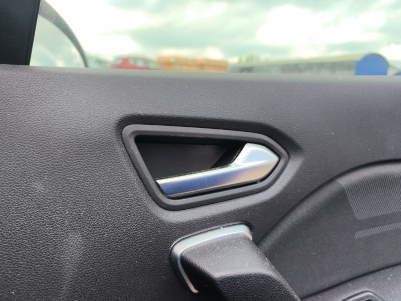 Recambio de maneta interior delantera derecha para renault captur ii (hf_) tce 160 (hfn1) referencia OEM IAM 826723042R  