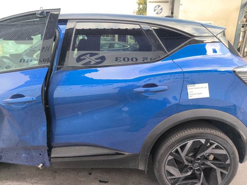 Recambio de puerta trasera izquierda para renault captur ii (hf_) tce 160 (hfn1) referencia OEM IAM 821010589R  