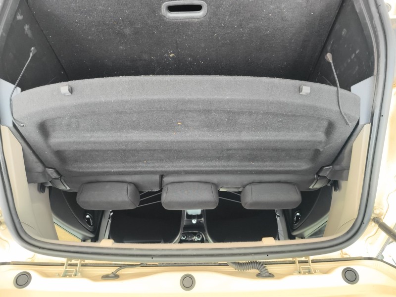 Recambio de bandeja trasera para renault captur i (j5_, h5_) 1.5 dci 90 referencia OEM IAM 794200572R  