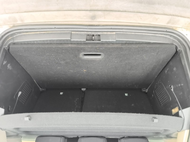 Recambio de moqueta maletero para renault captur i (j5_, h5_) 1.5 dci 90 referencia OEM IAM   