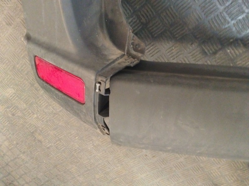 Recambio de paragolpes trasero para hyundai h350 furgoneta 2.5 crdi referencia OEM IAM 8661159000CA  