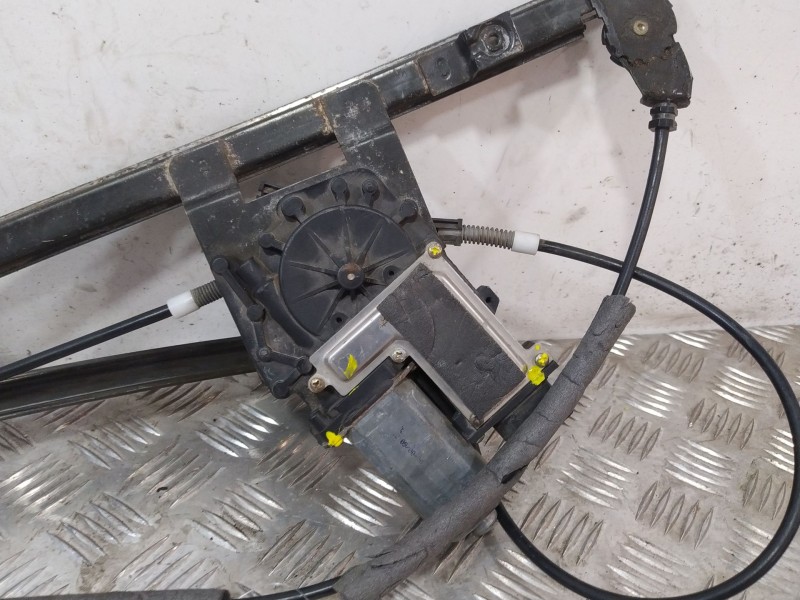 Recambio de elevalunas delantero derecho para volkswagen golf iii berlina (1h1) vr6 referencia OEM IAM 1h0837401b  