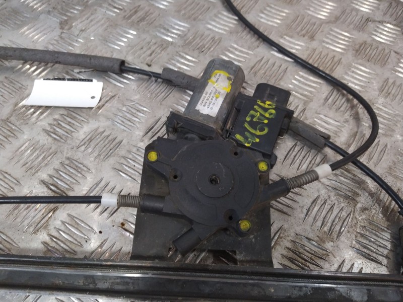 Recambio de elevalunas delantero derecho para volkswagen golf iii berlina (1h1) vr6 referencia OEM IAM 1h0837401b  