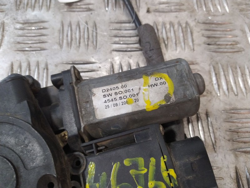 Recambio de elevalunas delantero derecho para volkswagen golf iii berlina (1h1) vr6 referencia OEM IAM 1h0837401b  