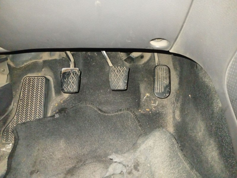 Recambio de pedal embrague para toyota celica coupé (_t23_) 1.8 16v vt-i (zzt230_) referencia OEM IAM   