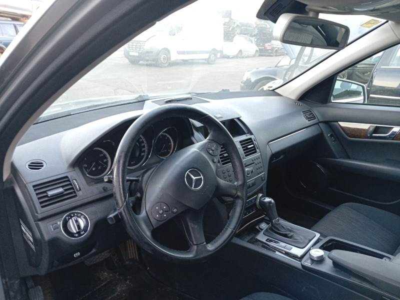 Recambio de salpicadero para mercedes-benz clase c (w204) c 200 cdi (204.001) referencia OEM IAM A2045409806  