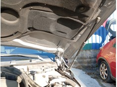 Recambio de amortiguadores capo para mercedes-benz clase c (w204) c 200 cdi (204.001) referencia OEM IAM A2049800964  