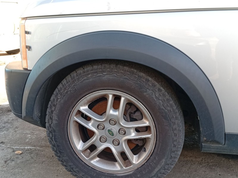 Recambio de aletin delantero izquierdo para land rover discovery iii (l319) 2.7 td 4x4 referencia OEM IAM DFJ000032  