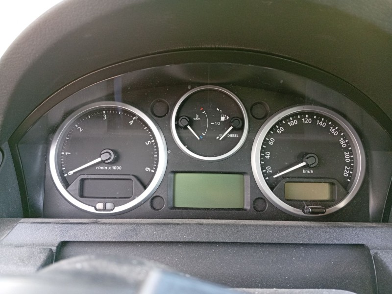 Recambio de cuadro instrumentos para land rover discovery iii (l319) 2.7 td 4x4 referencia OEM IAM YAC502090  