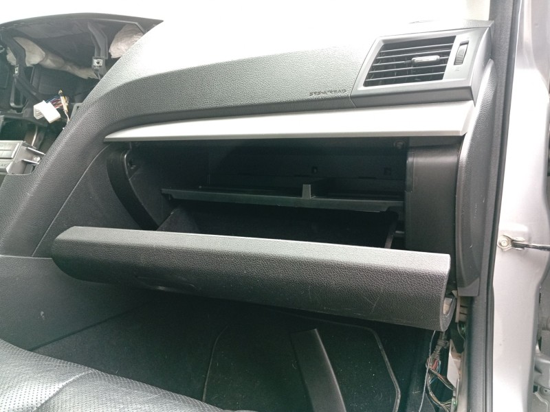 Recambio de guantera para subaru legacy v (bm) 2.0 d awd (bmd) referencia OEM IAM 66208AJ010  