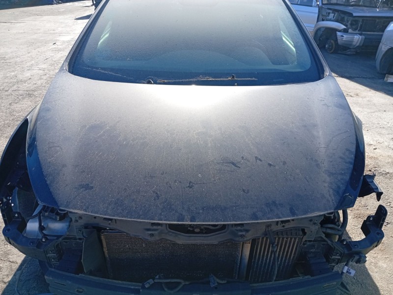 Recambio de capot para hyundai i40 referencia OEM IAM 664003Z000  