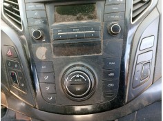 Recambio de mando climatizador para hyundai i40 referencia OEM IAM 972503Z320  