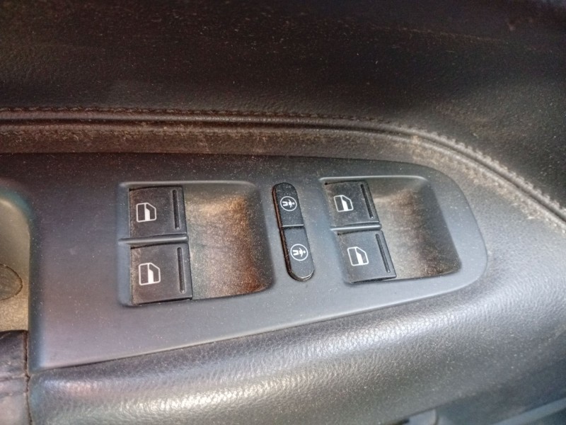 Recambio de mando elevalunas delantero izquierdo para volkswagen touareg (7l6) 3.0 v6 tdi dpf referencia OEM IAM 7L6959857A  
