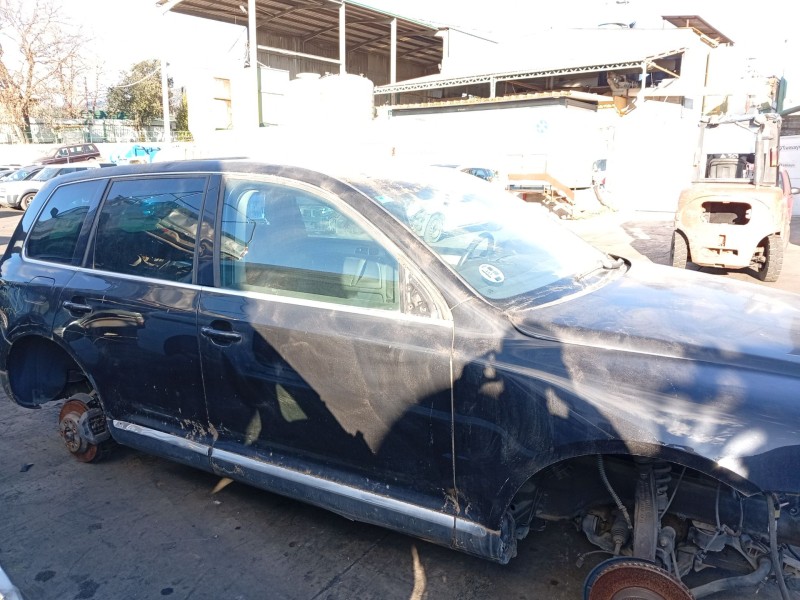 Recambio de puerta delantera derecha para volkswagen touareg (7l6) 3.0 v6 tdi dpf referencia OEM IAM 7L0831056L  