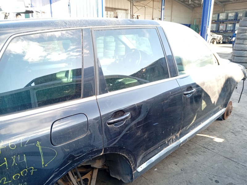 Recambio de puerta trasera derecha para volkswagen touareg (7l6) 3.0 v6 tdi dpf referencia OEM IAM 7L0833056M  