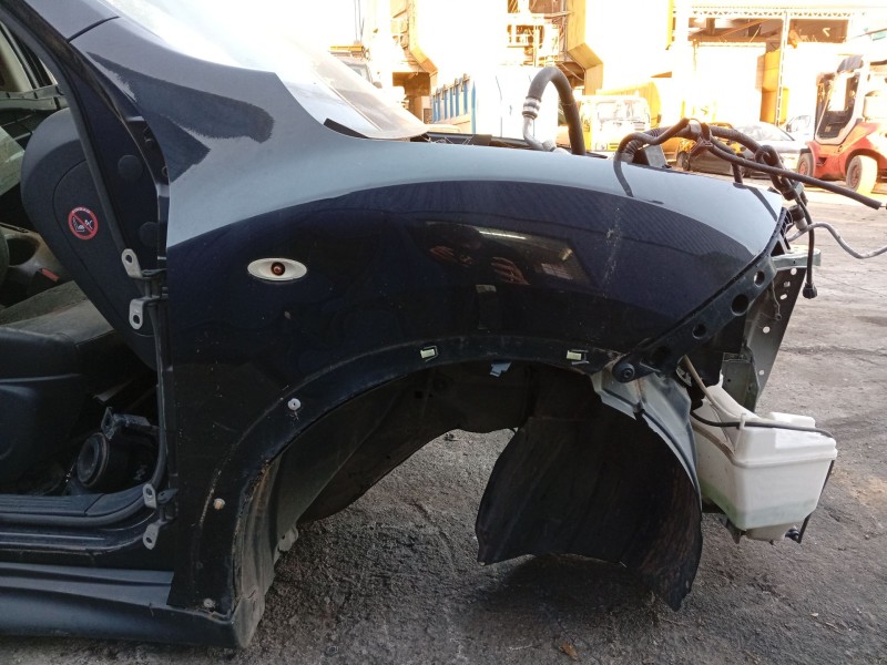 Recambio de aleta delantera derecha para nissan juke (f15) referencia OEM IAM F3A0MBV8MA  