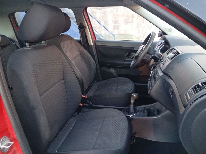 Recambio de asiento delantero derecho para skoda fabia ii (542) 1.2 12v referencia OEM IAM 6Q4881106DD  