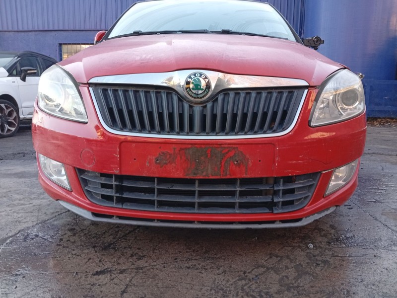 Recambio de refuerzo paragolpes delantero para skoda fabia ii (542) 1.2 12v referencia OEM IAM 5J0807109D  