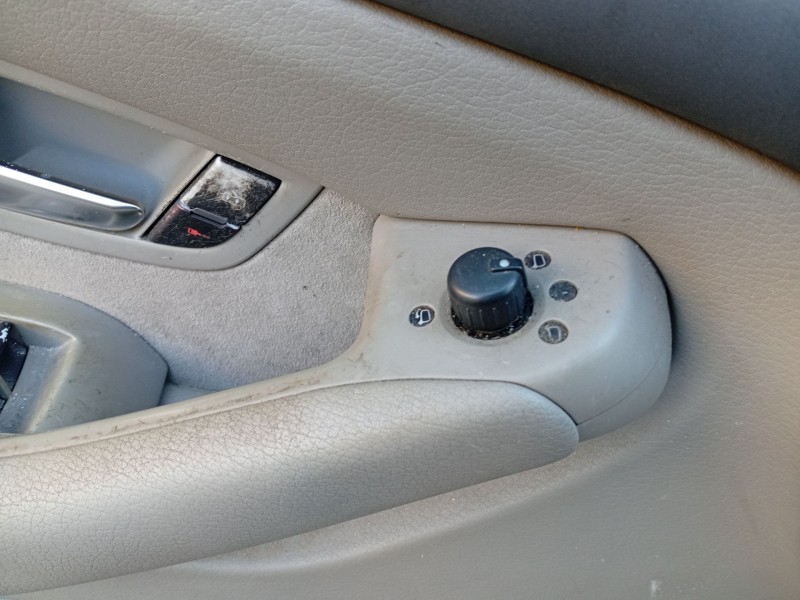 Recambio de mando retrovisor para audi a8 d3 (4e2, 4e8) 4.2 tdi quattro referencia OEM IAM 8E0959565A  