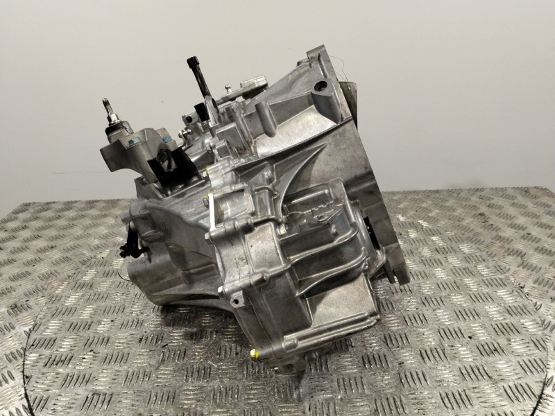 Recambio de caja cambios para nissan qashqai ii (j11, j11_) 1.7 dci referencia OEM IAM JG70 321004BR1B  