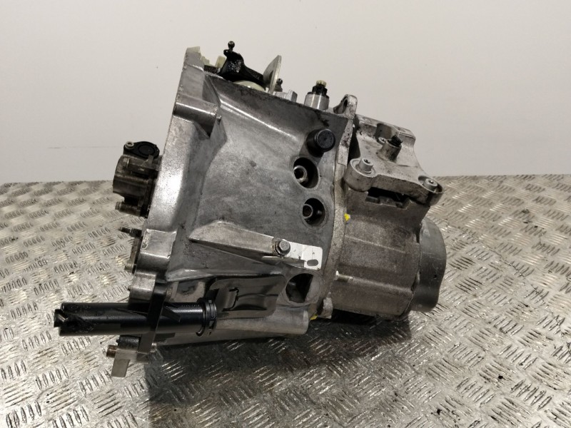 Recambio de caja cambios para citroën c4 cactus 1.6 hdi 90 referencia OEM IAM 20DP66  