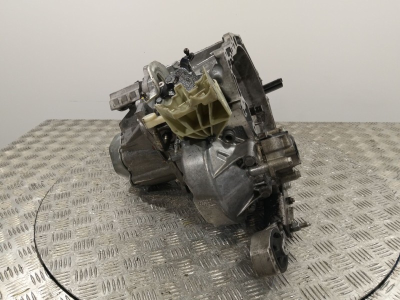 Recambio de caja cambios para citroën c4 cactus 1.6 hdi 90 referencia OEM IAM 20DP66  
