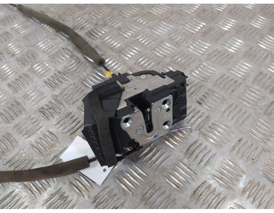 Recambio de cerradura puerta delantera izquierda para nissan qashqai ii (j11, j11_) 1.7 dci referencia OEM IAM 805014EA2A  