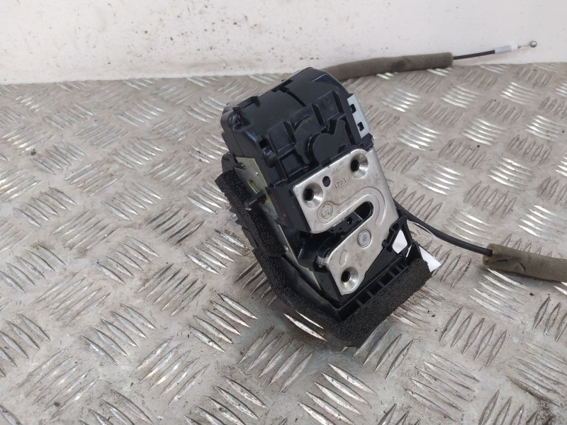 Recambio de cerradura puerta trasera izquierda para nissan qashqai ii (j11, j11_) 1.7 dci referencia OEM IAM 825014EA2A  