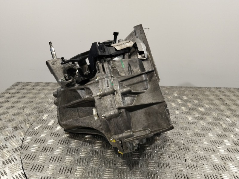 Recambio de caja cambios para nissan qashqai ii (j11, j11_) 1.2 dig-t referencia OEM IAM TL4137  